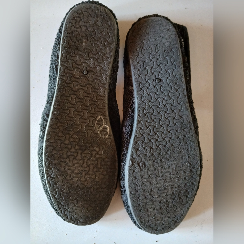 Women's Mega Max Black Lace Mesh Loafers - Picture 4 of 4